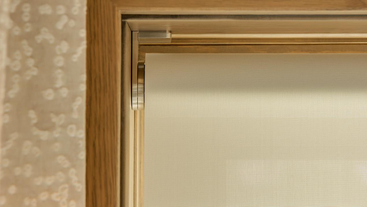 livrm-big-sky-palladiom-shade-end-bracket