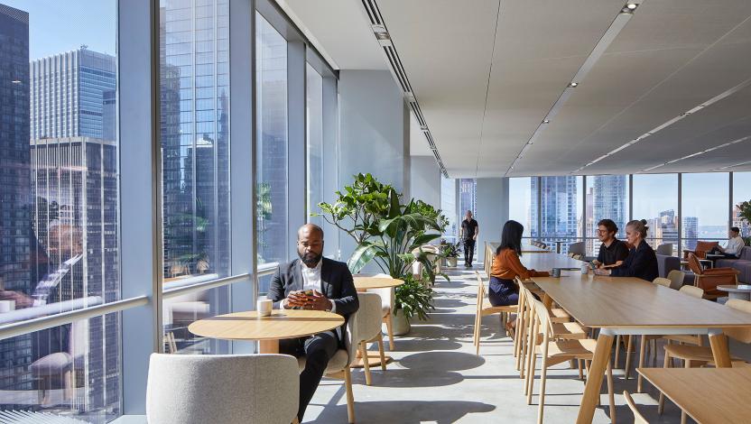 office-lounge-som-new-york-with-people