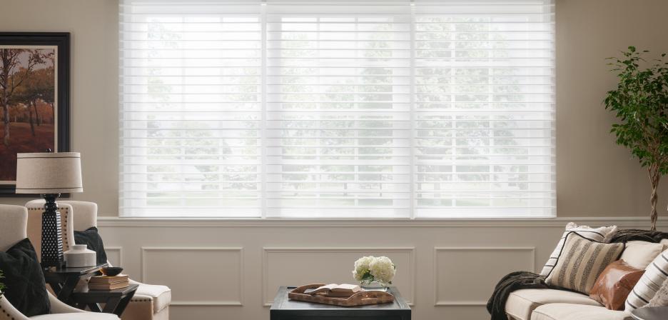 livrm-horizontal-sheer-closed-vanes-open