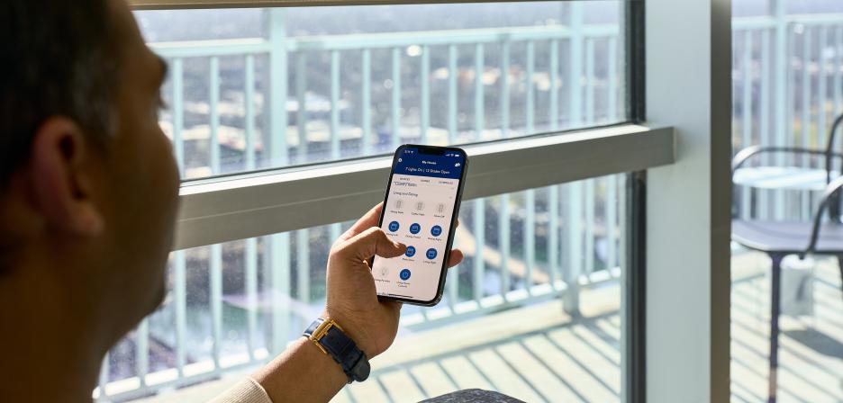 vignette-seaholm-ph-phone03